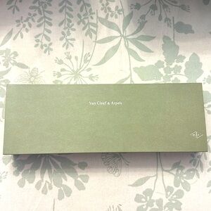 Authentic Van Cleef & Arpels Storage Display Box